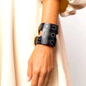 CHANEL Coco Double Buckle Vintage Leather Cuff Bracelet